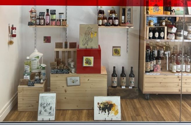 Les boutiques de Cosne-sur-Loire deviennent des galeries d’art à l’occasion de la fête de l’Estampe